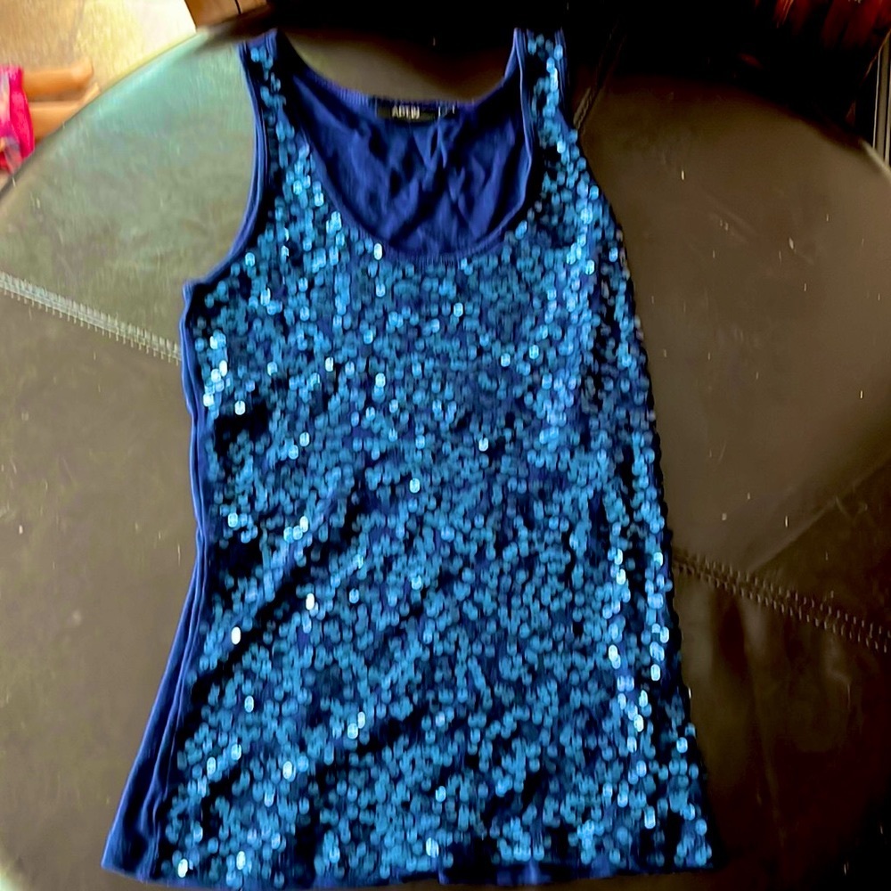 FABULOUS blue sequined tank top